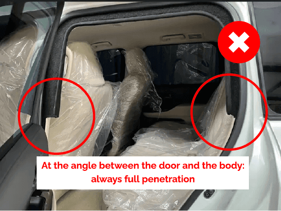 No lower door frame