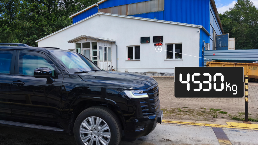 Клас захисту: VPAM VR 10<br>Вага: 4530 кг